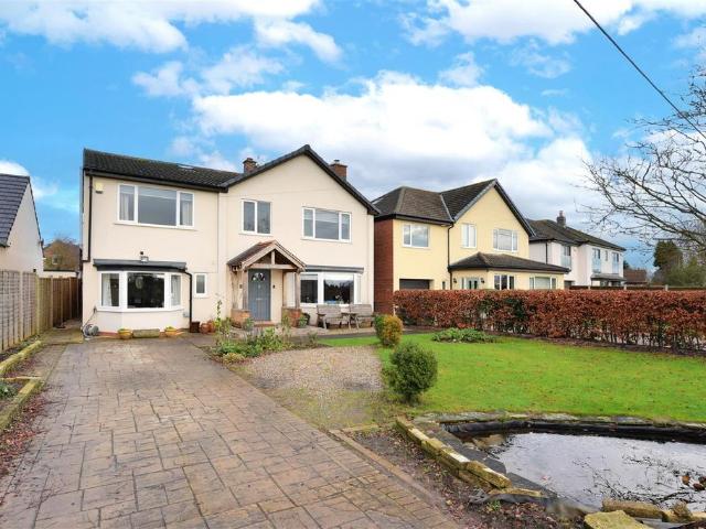 House for sale in Copmanthorpe, York