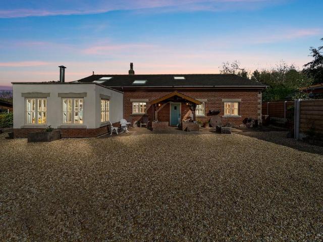 House for sale in Andertons Mill, Lancashire