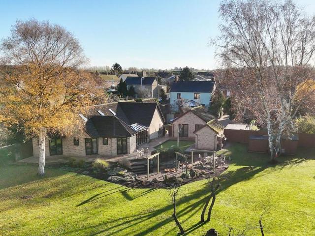 House for sale in Shefford Hardwick, Shefford