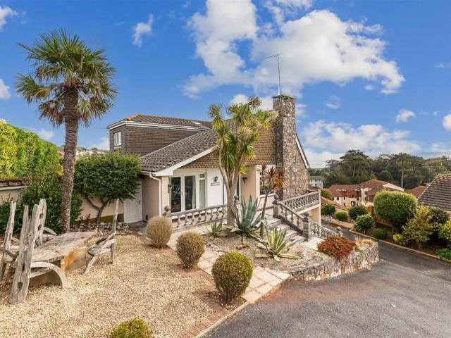 House for sale in Goodrington, Livermead
