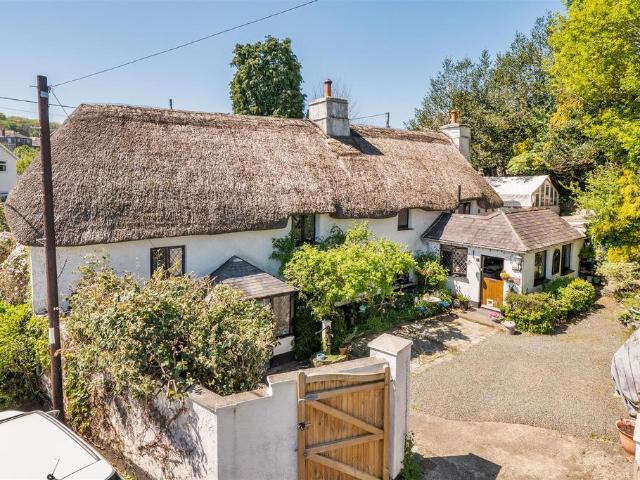 House for sale in Weir Quay, Devon