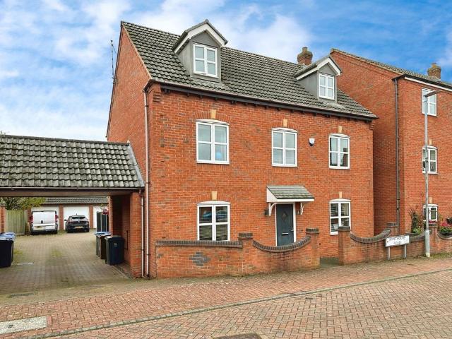 House for sale in Barton, Leicestershire