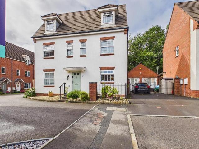 House for sale in Laleston, Broadlands