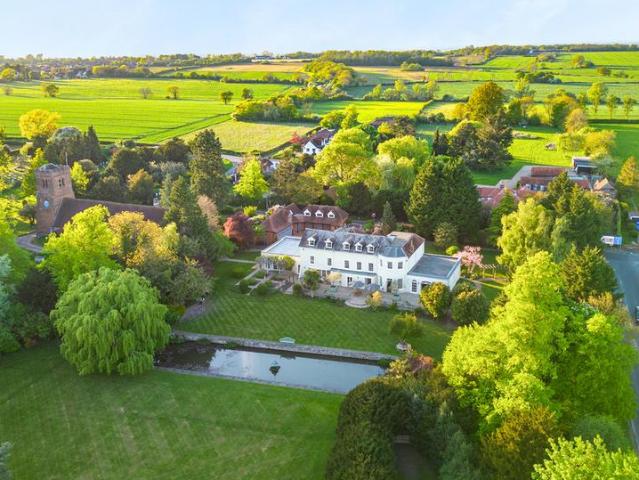 House for sale in Epping Green, Epping