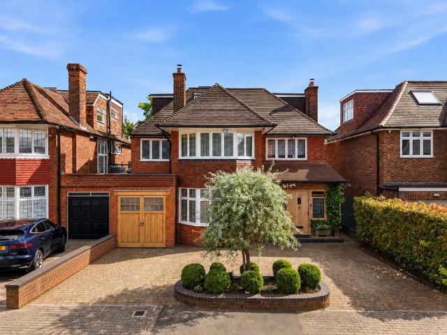 House for sale in Hendon, Greater London