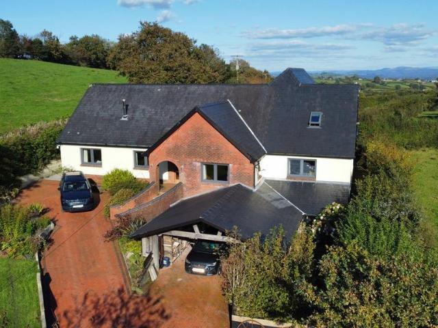 House for sale in Llanarthney, Nantgaredig