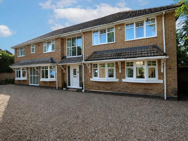 House for sale in Corby Village, Corby