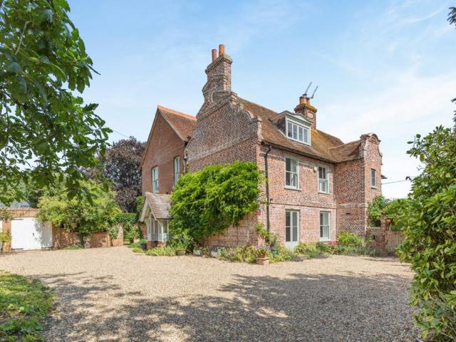House for sale in The Bridge, Kent