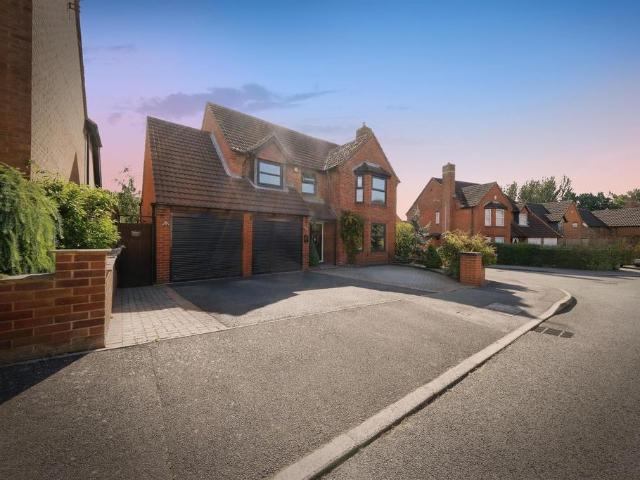 House for sale in Potters Corner, East Midlands