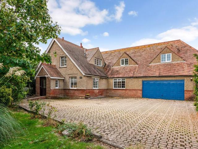 House for sale in Norton, Littlecote