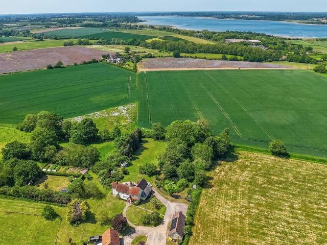 House for sale in Dale Hill, Essex