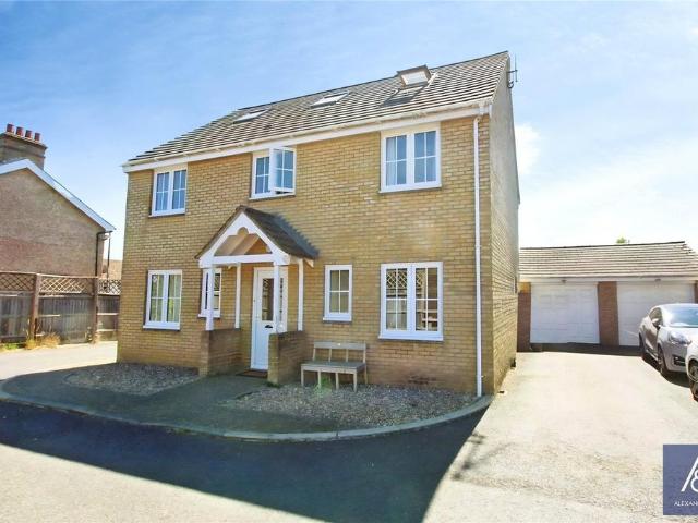 House for sale in Croughton, Northamptonshire