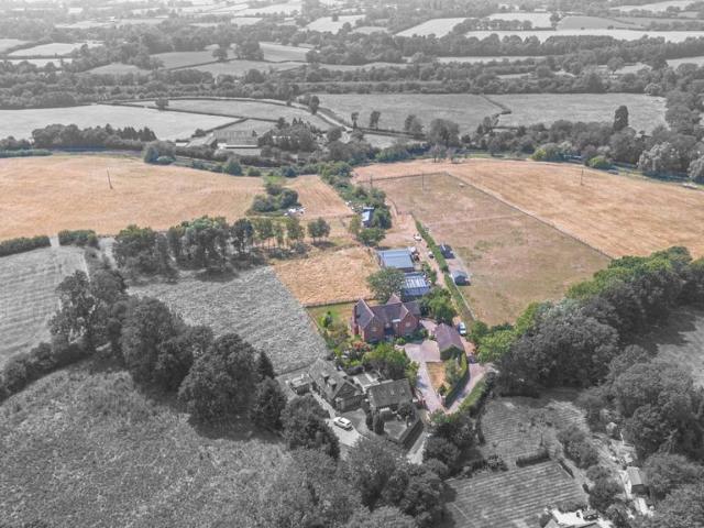 House for sale in Green Close, Warwickshire