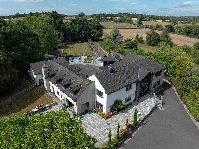 House for sale in Alderminster, Warwickshire