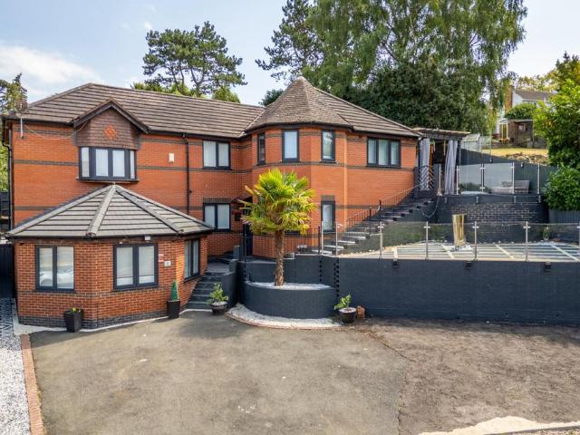 House for sale in Stanford On Avon, Leicestershire