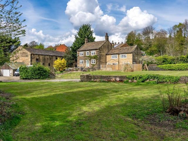 House for sale in West Yorkshire