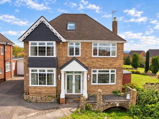 House for sale in Gornal Wood, Coseley