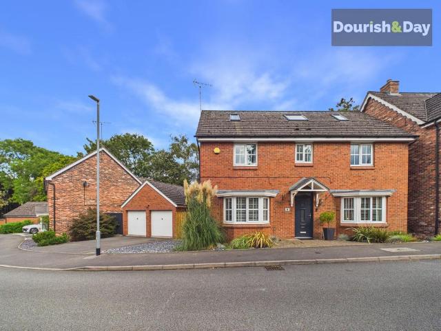 House for sale in Rowley Park, Baswich