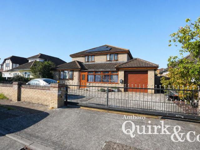 House for sale in Canvey Island