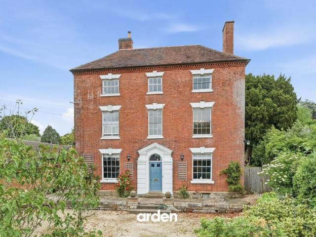 House for sale in Bromsgrove, Worcestershire