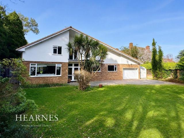 House for sale in Talbot Woods, Bournemouth