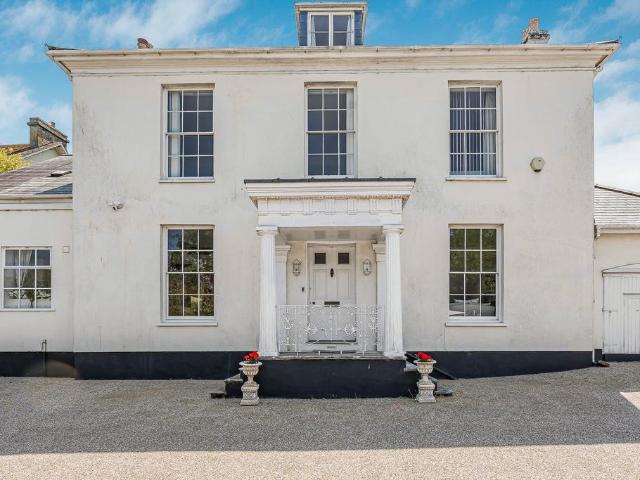 House for sale in Strode, Devon