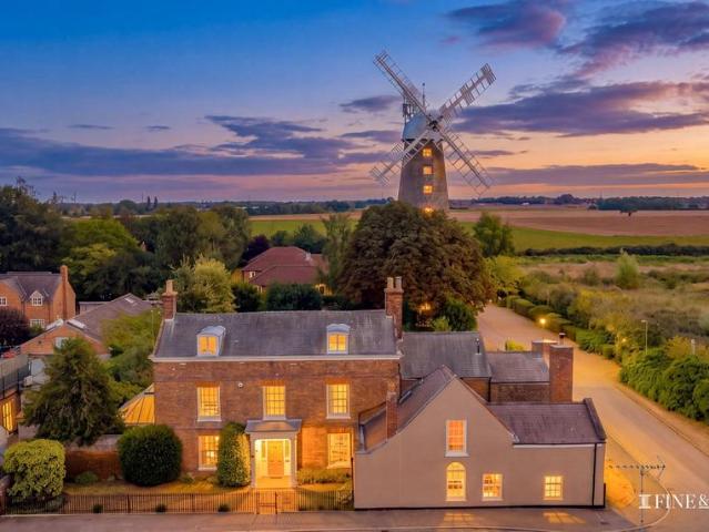 House for sale in Gosberton Clough, Lincolnshire