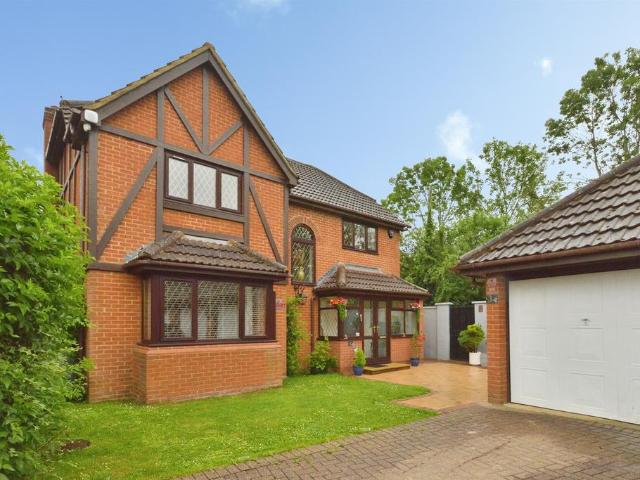 House for sale in Shenley Brook End, Milton Keynes