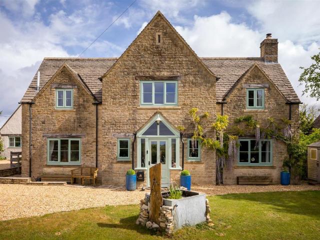 House for sale in Fossebridge, Gloucestershire