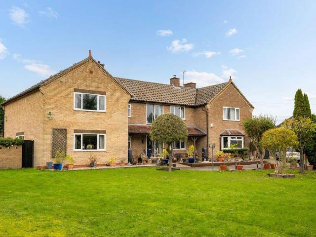 House for sale in Arrington, Cambridgeshire