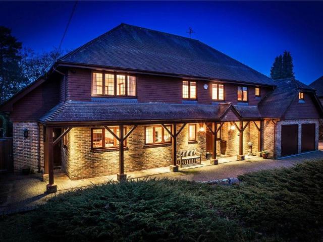 House for sale in Perryfields, West Sussex