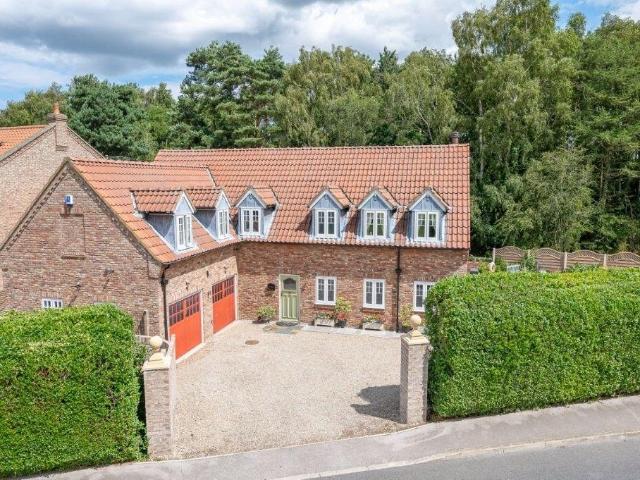 House for sale in Riccall