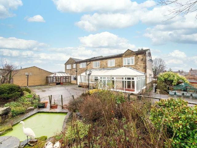 House for sale in Holme Valley, Honley