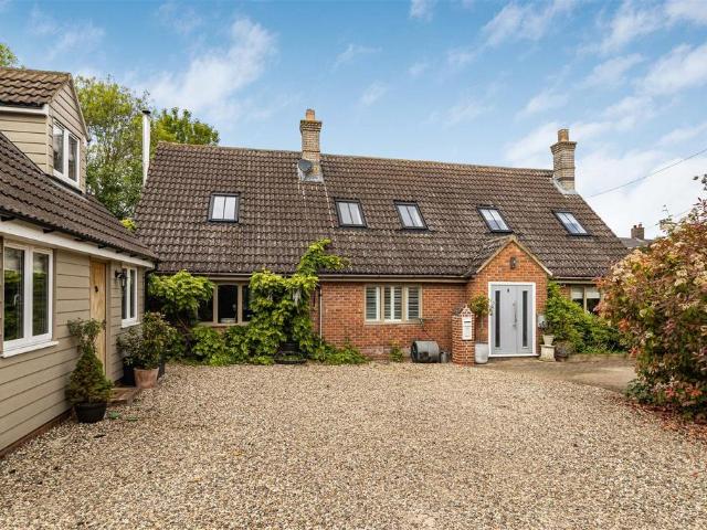 House for sale in Arrington, Cambridgeshire