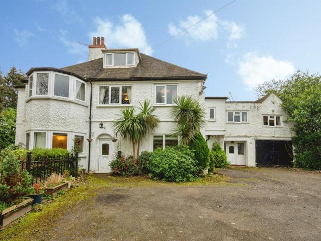 House for sale in Comberton, Rushock