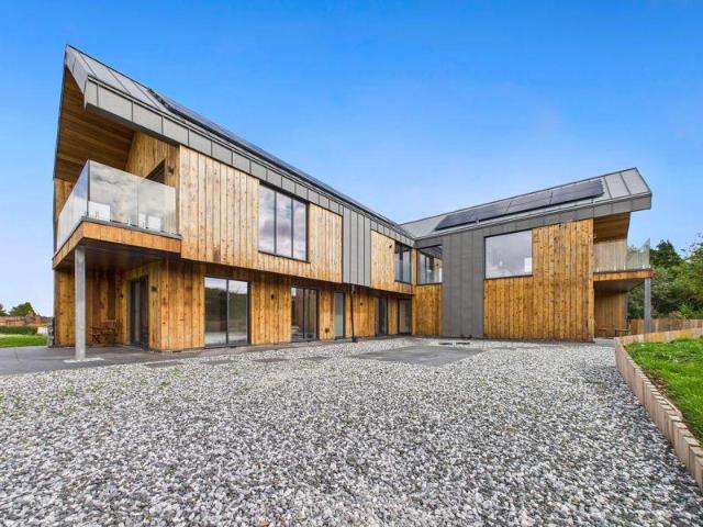 House for sale in Pave Lane, Telford