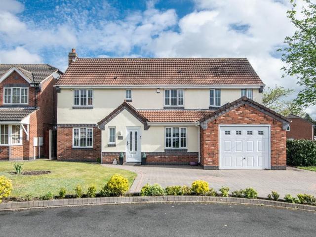 House for sale in Wednesbury, West Midlands
