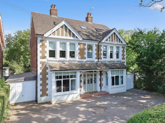 House for sale in Red Hill, Surrey