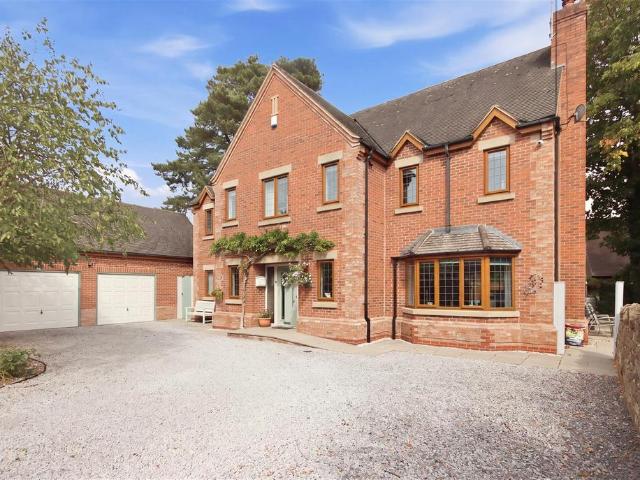 House for sale in Brampton, Loundsley Green