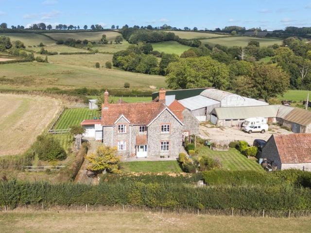House for sale in Winsham