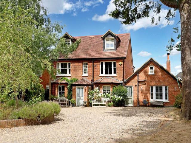 House for sale in Beeches Community Board, Burnham