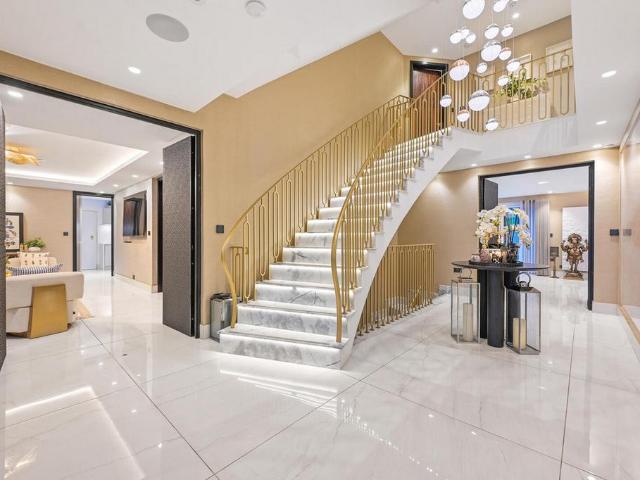 House for sale in Batchworth