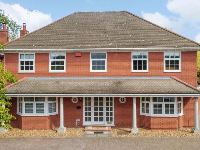 House for sale in Loughton, Milton Keynes