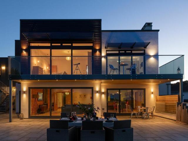 House for sale in Broadsands, Galmpton