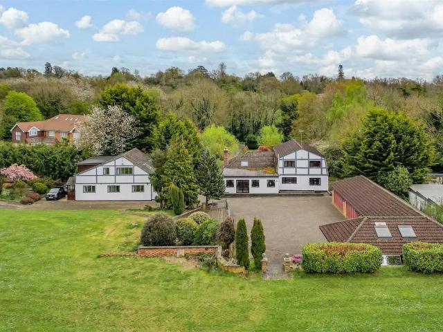 House for sale in Oaklands, Fretherne