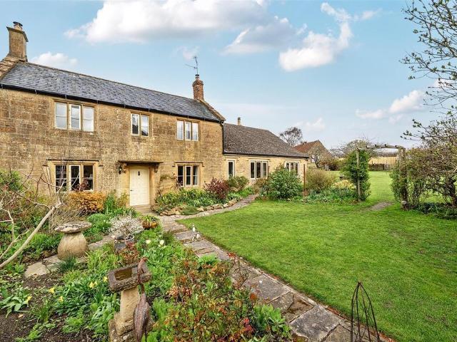 House for sale in Tintinhull, Somerset