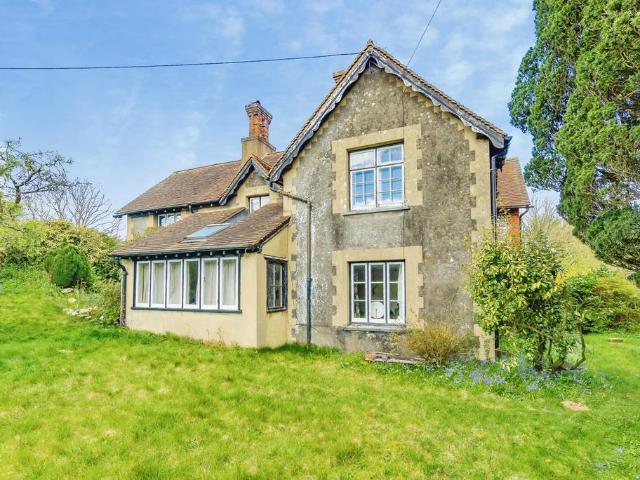 House for sale in Washington, Horsham