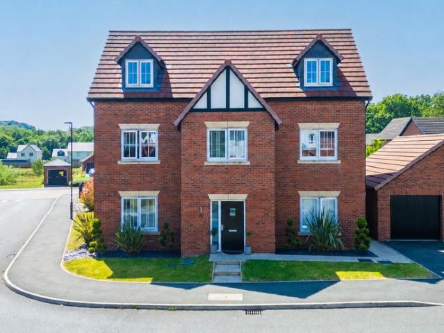 House for sale in Kedleston, East Midlands