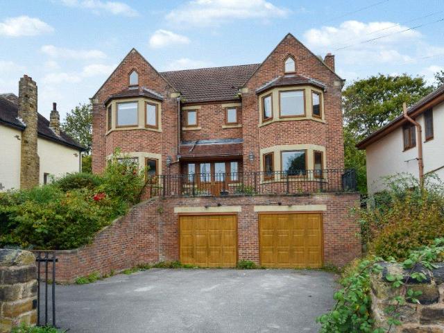 House for sale in Pinders Heath, West Yorkshire