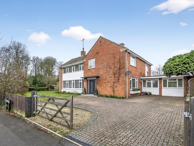 House for sale in Devizes, Wiltshire